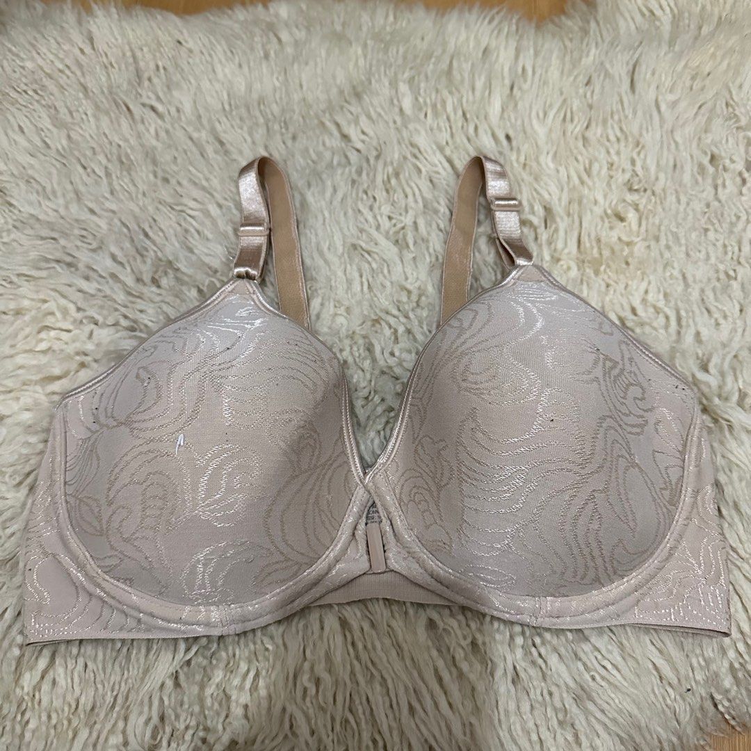 Bali 34D on tag Sister size: 36C Thin pads  Underwire Adjustable strap  Front closure Php200 All items are from US Bale., Women's Fashion,  Undergarments & Loungewear on Carousell