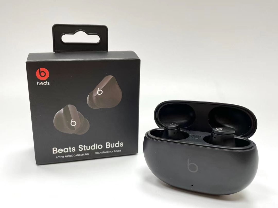 beats studio BUDS on Carousell