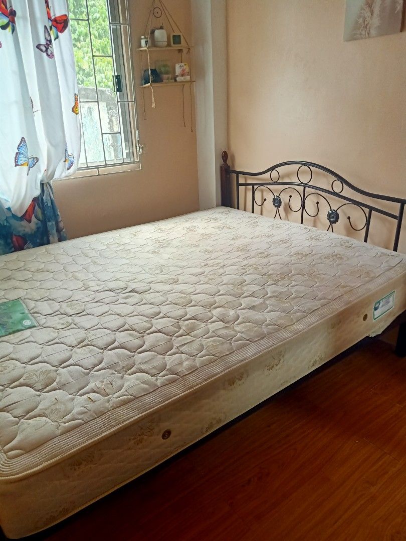 Used queen mattress for sale near me outlet