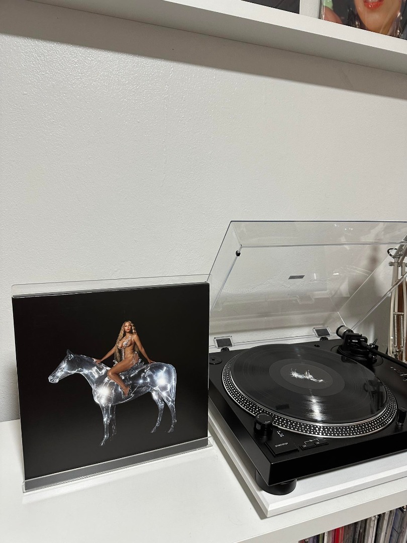 Beyonce Renaissance Collector's Edition box set, Hobbies & Toys, Music ...