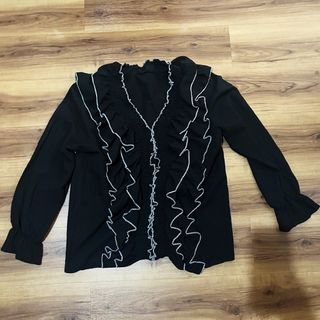 Black blouse