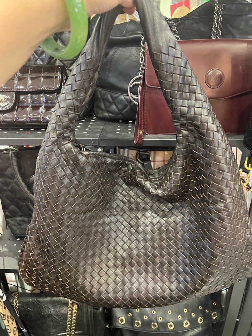 Bottega, Women's Fashion, Bags & Wallets, Shoulder Bags on Carousell