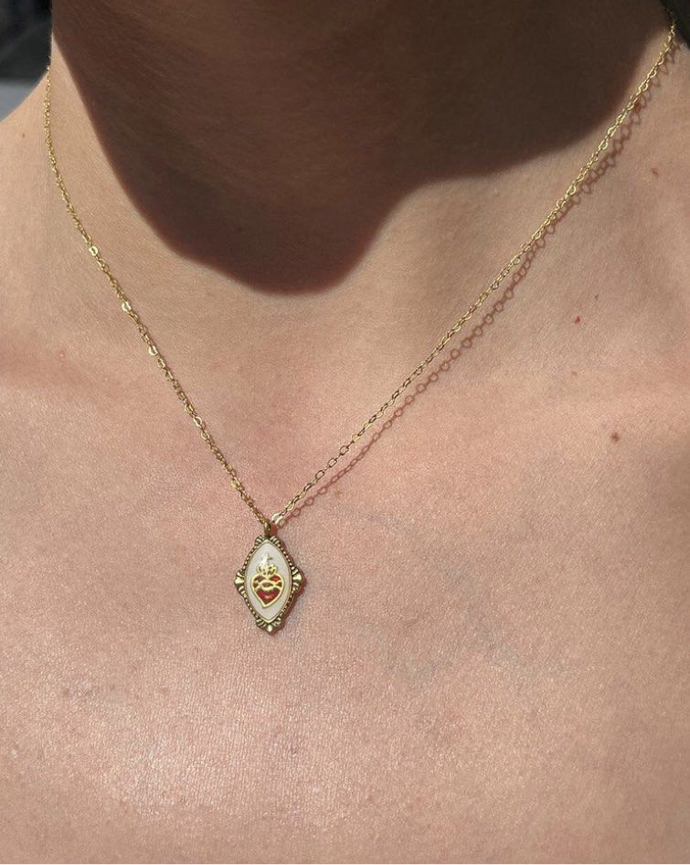 Brandy Melville Sacred Heart Necklace on Carousell