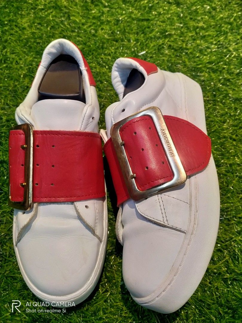 Used burberry shoes sales