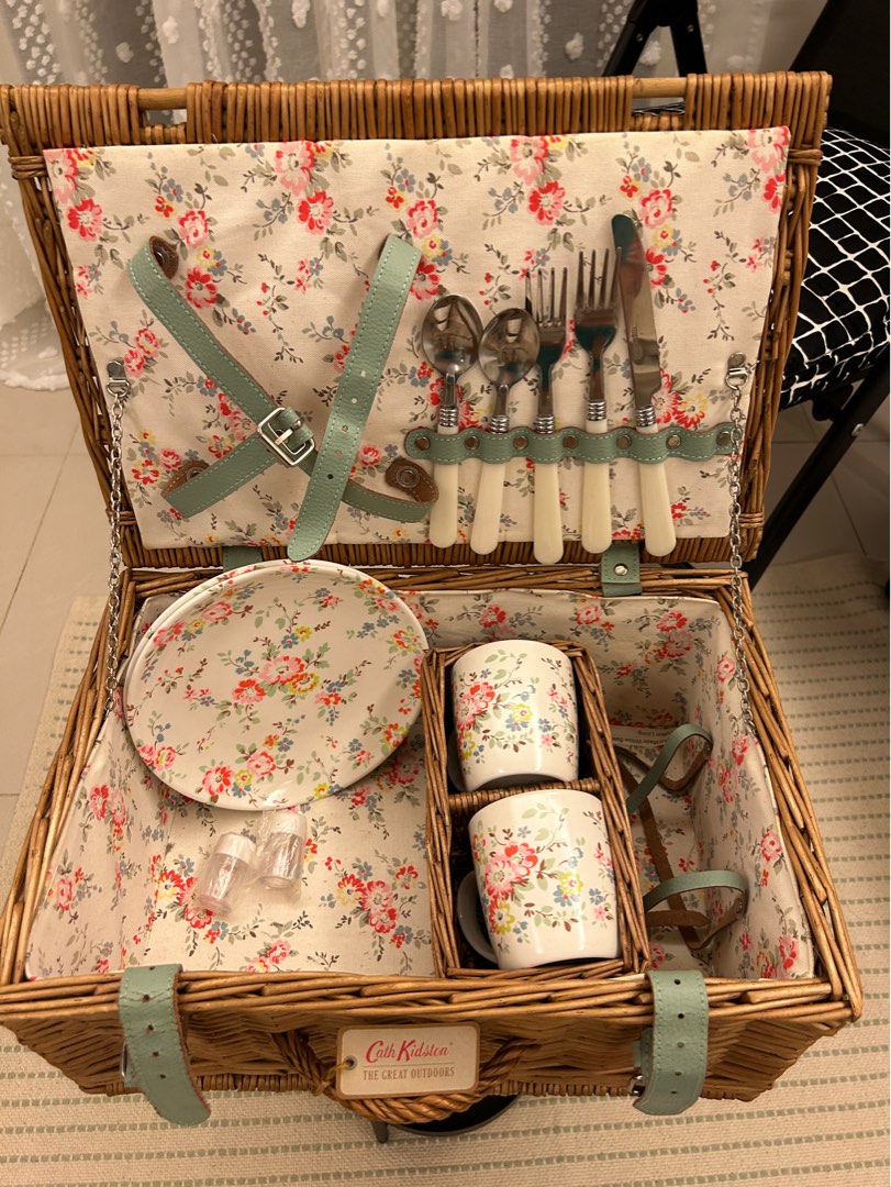 Cath Kidston Picnic Basket, Furniture & Home Living, Kitchenware