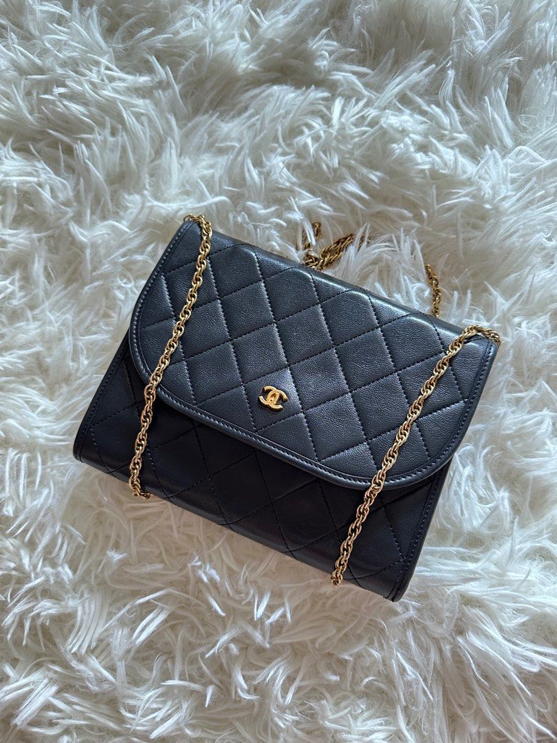 Chanel Timeless CC Chain Pochette Beige Quilted Caviar