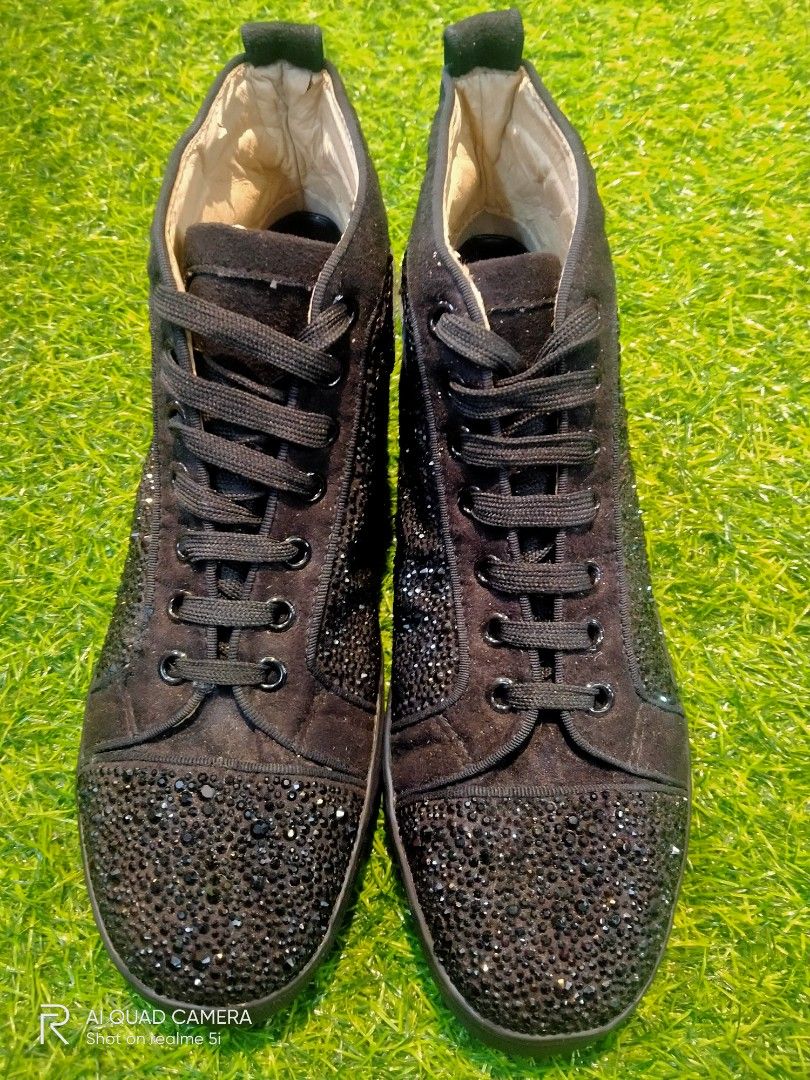 Used christian 2025 louboutin sneakers