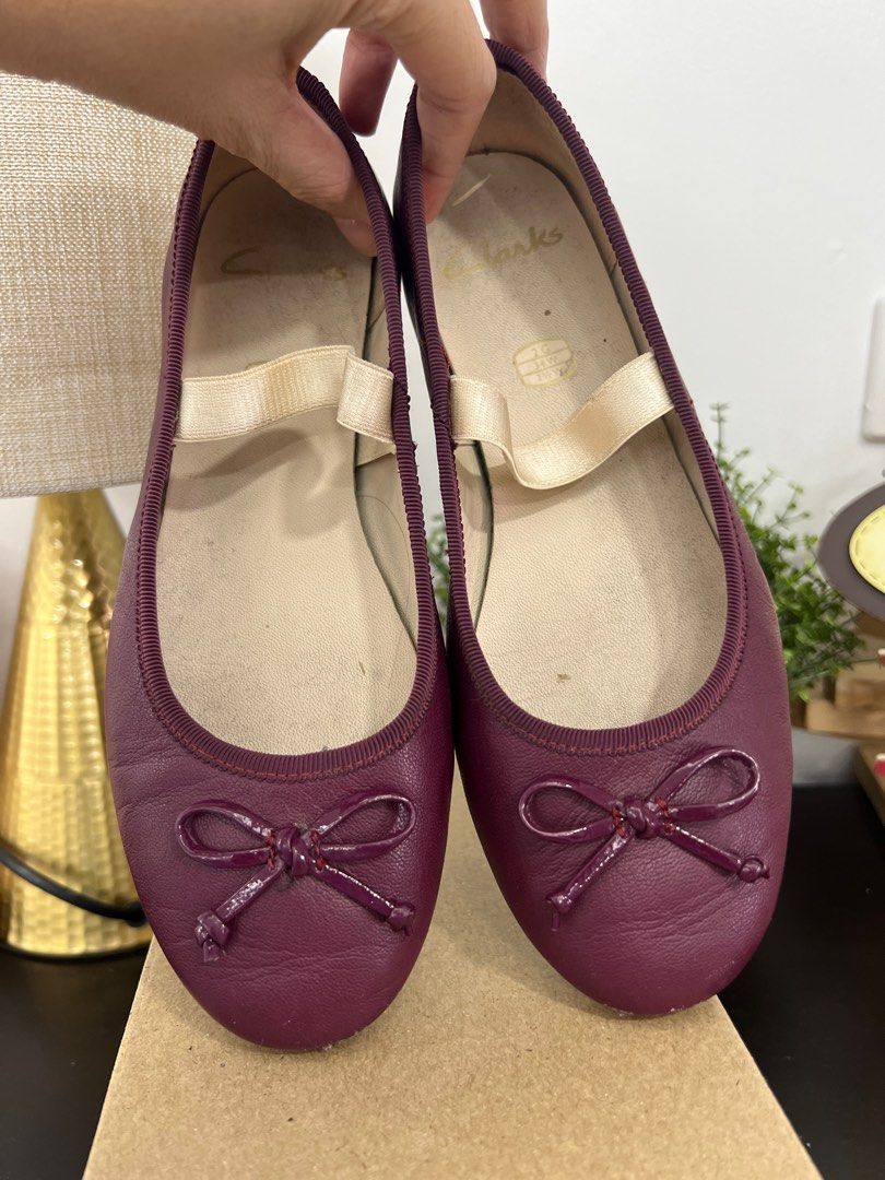 Clarks sales bow shoes