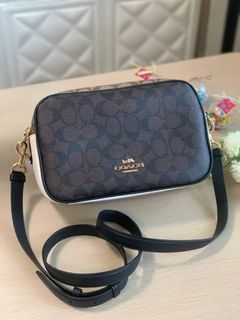 Ćoach Jes Crossbody w/ Linear Quilting Bag, Luxury, Bags & Wallets on  Carousell