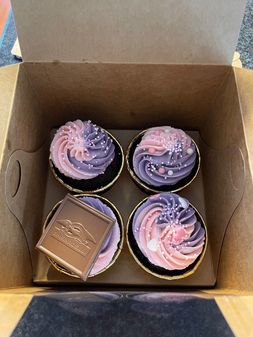 Cupcake brownies box of 4, Food & Drinks, Homemade Bakes on Carousell