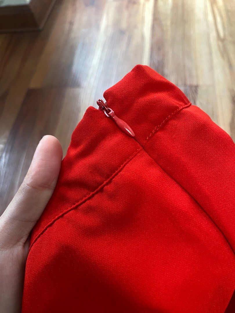 Cutest Crimson Red Skirt (Category: Skirts) located in Makati City. Submitted by soobjny (Listing ID 1240261999, Image 3). Description: bought in Sm Makati, not my style! .