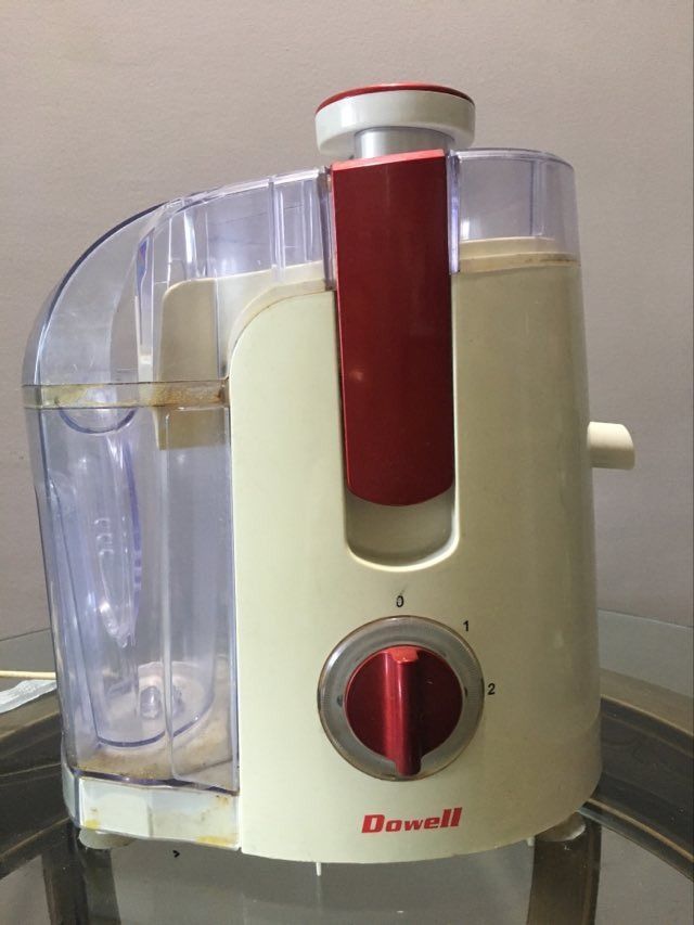 Juice Extractor Juice Blender Dowell Brand on Carousell