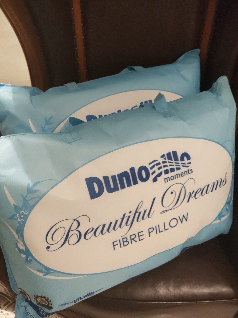 Dunloppillo pillow and mattress protector Brand New, Furniture & Home