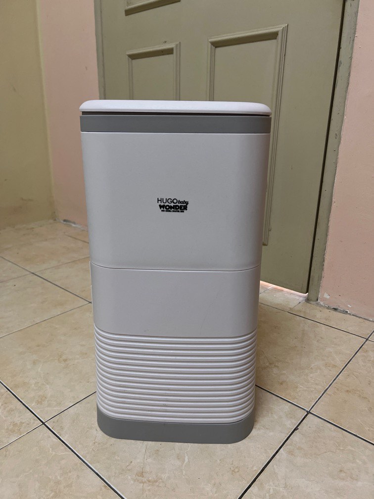 Dustbin for baby diapers/ Diaper bin (Hugo Baby Wonder), Babies & Kids