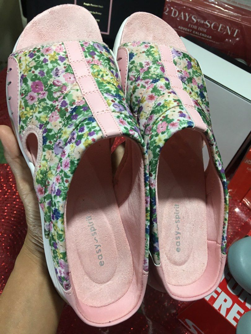 Traciee slip on discount sandals