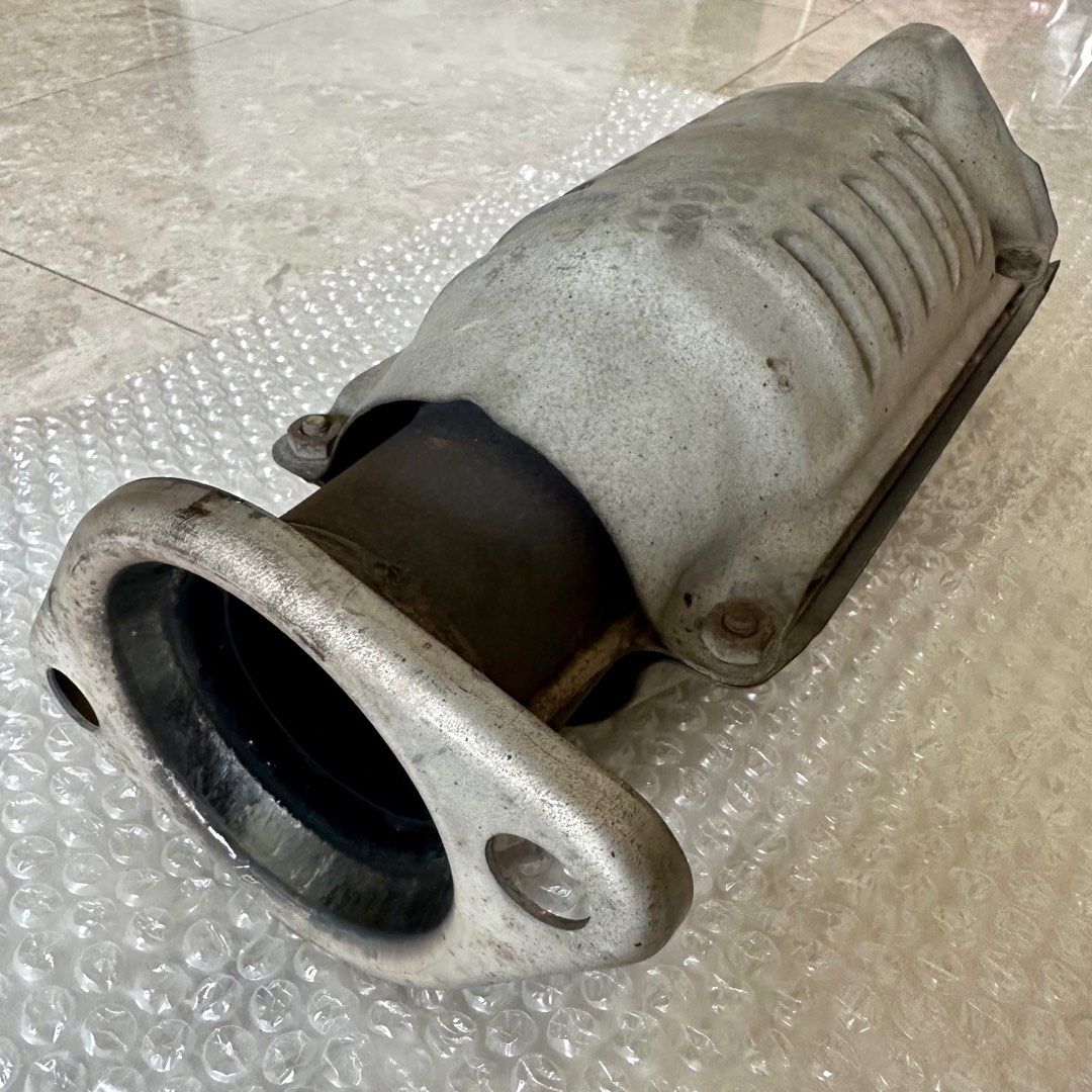 Honda civic type r catalytic converter store