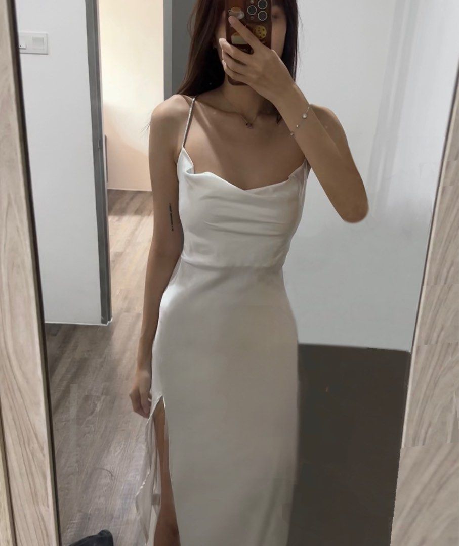 Elegant silk white long dinner dress Women s Fashion Dresses