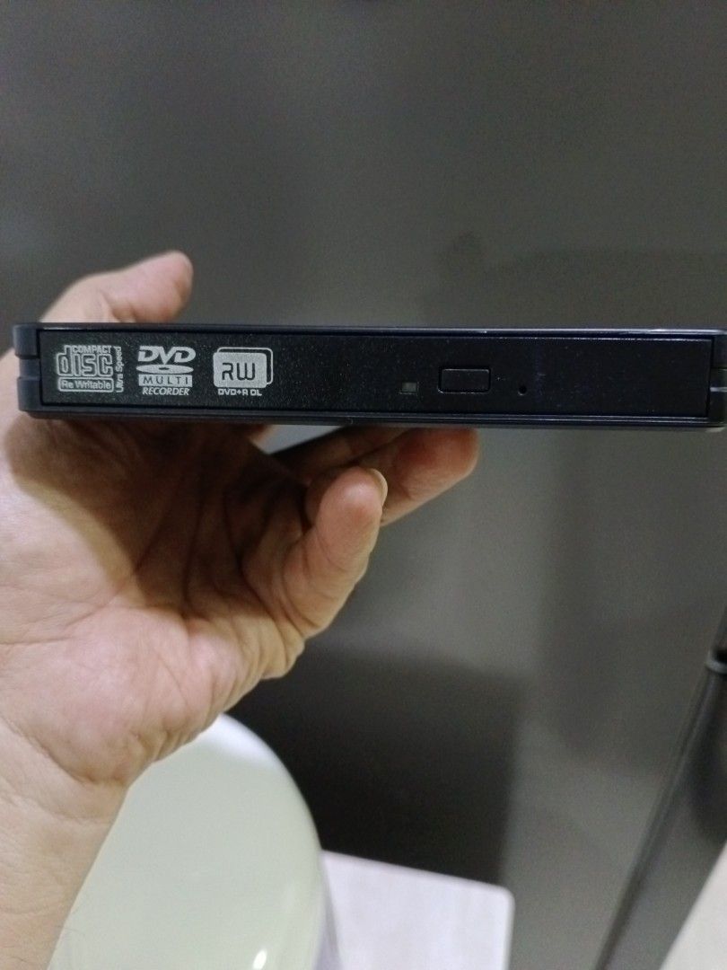 External DVD reader and writer on Carousell