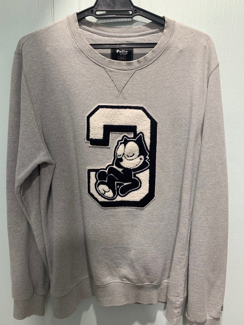 Felix the outlet cat jumper