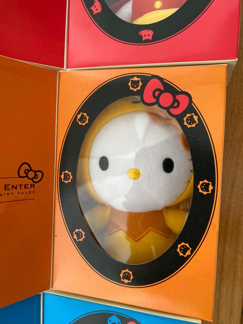 Full set McDonalds X HelloKitty, Hobbies & Toys, Collectibles & Memorabilia, Fan Merchandise on