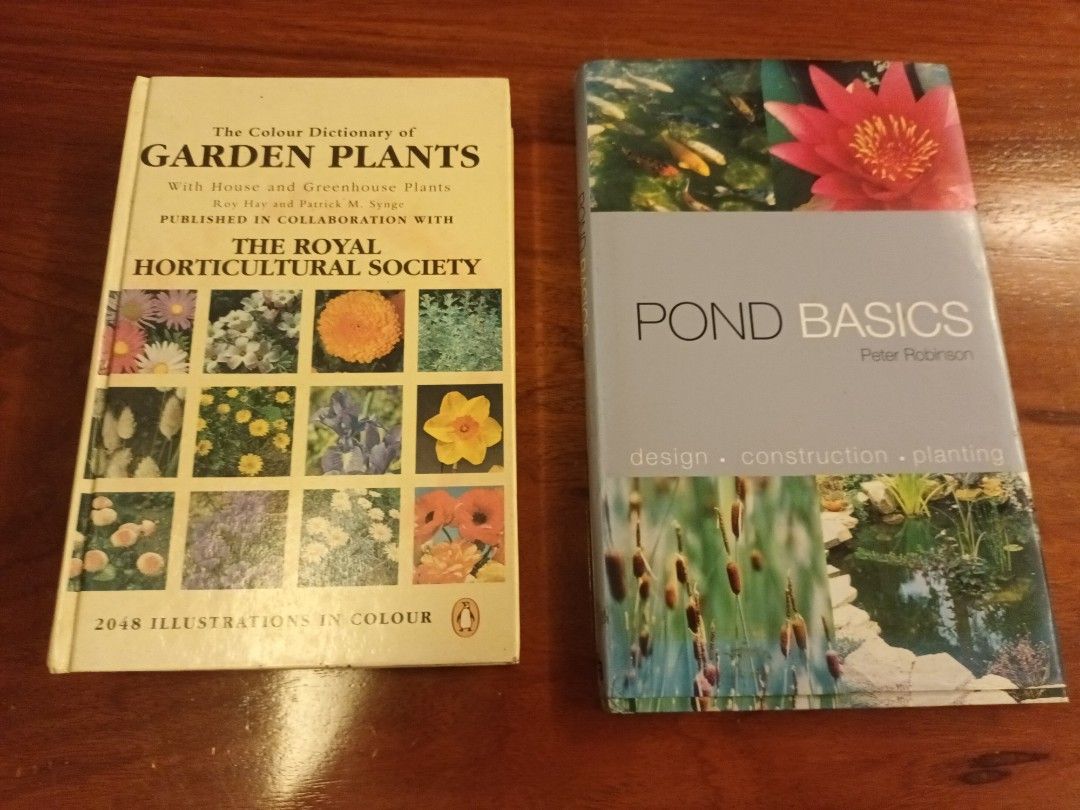 gardening books (Category: Storybooks) located in Quezon City. Submitted by cncarousel (Listing ID 1240331759, Image 1). Description: 150 pesos each with closed illustrations.