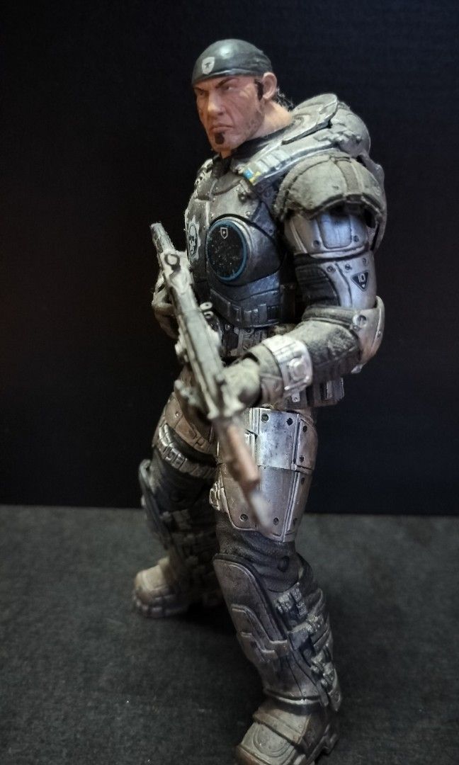 Figurine NECA Marcus Fenix Gears Of War 12" Avec Son Et Bouton Poussoir