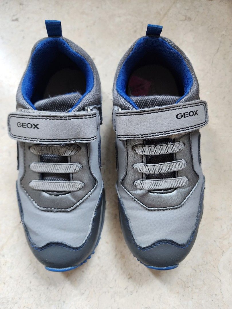 Geox size 31 top