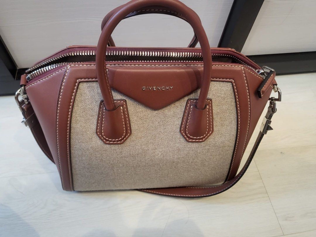 Givenchy Antigona Medium Bag