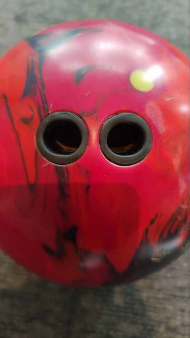 Gravity Evolve bowling ball 15 lbs, Sports Equipment, Sports & Games