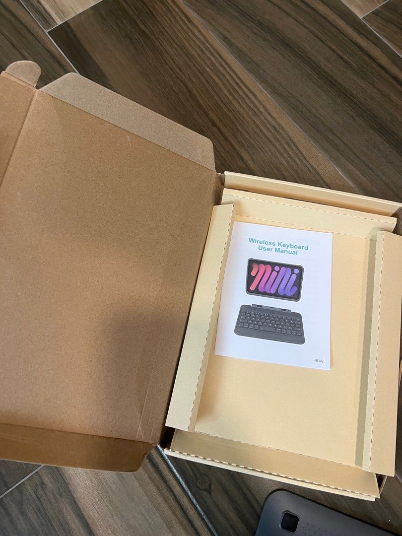 GreenLaw iPad Mini 6 2021 case with keyboard, Computers & Tech, Parts