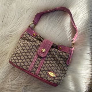 (Kategori: ) berada di . Dikirim oleh ninis_stuff_ (ID iklan 1240248854, Gambar 1). Deskripsi: .