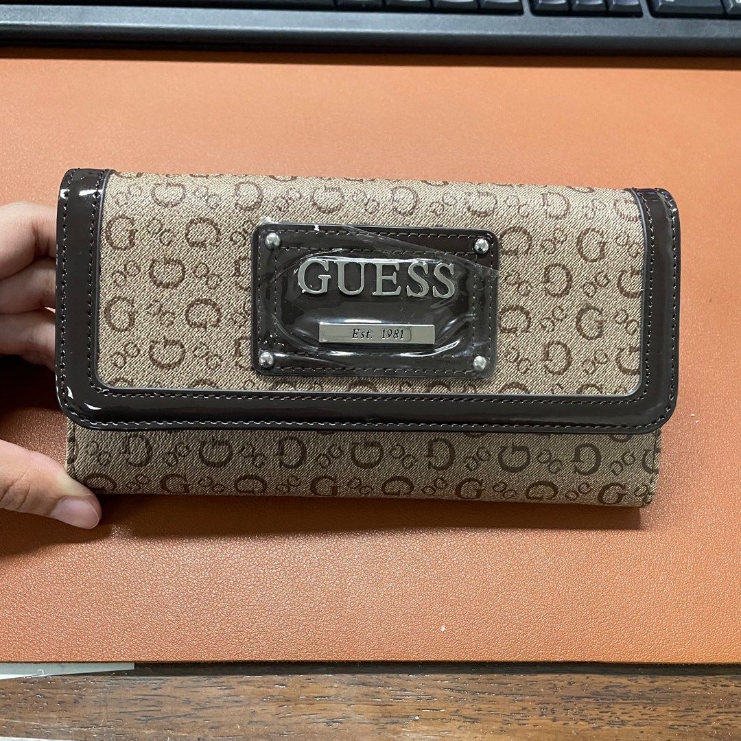 Original guess wallet price hotsell