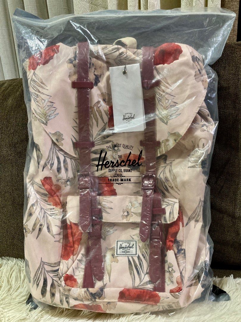 Herschel Backpack 25L - Flower Beige (Category: Backpacks) located in Mandaluyong City. Submitted by elegancce (Listing ID 1240406414, Image 3). Description: 💯 SUPER SALE! Limited Stocks ONLY! ✈️ Package from Abroad 📸 Actual Picture Posted Herschel Backpack (Little America 25 L) with Tags 🏷 Dimensions: 16.5"(H) X 12" (W) X 5.5" (D) Our Price - P 1,699 only! Mall price - P 6,990 Features - Signature striped fabric liner - Padded and fleece line