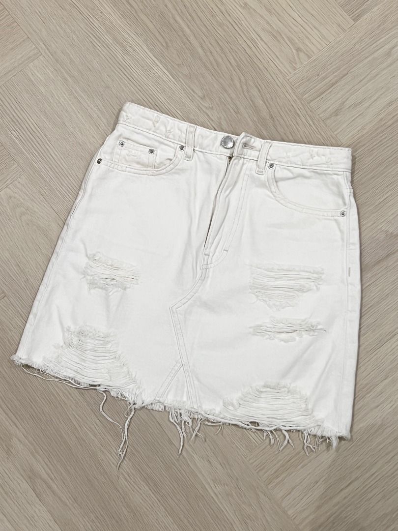 H M White Denim Skirt with Distressed Hem Women s Fashion