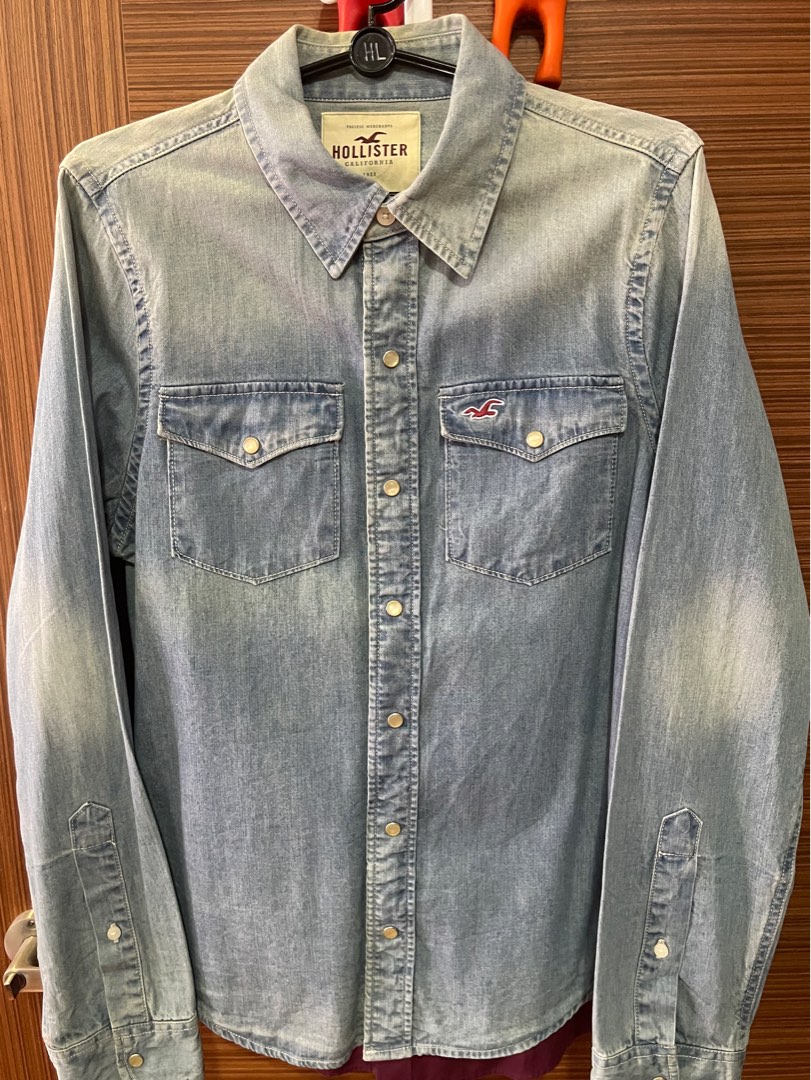 Hollister jean shirt discount