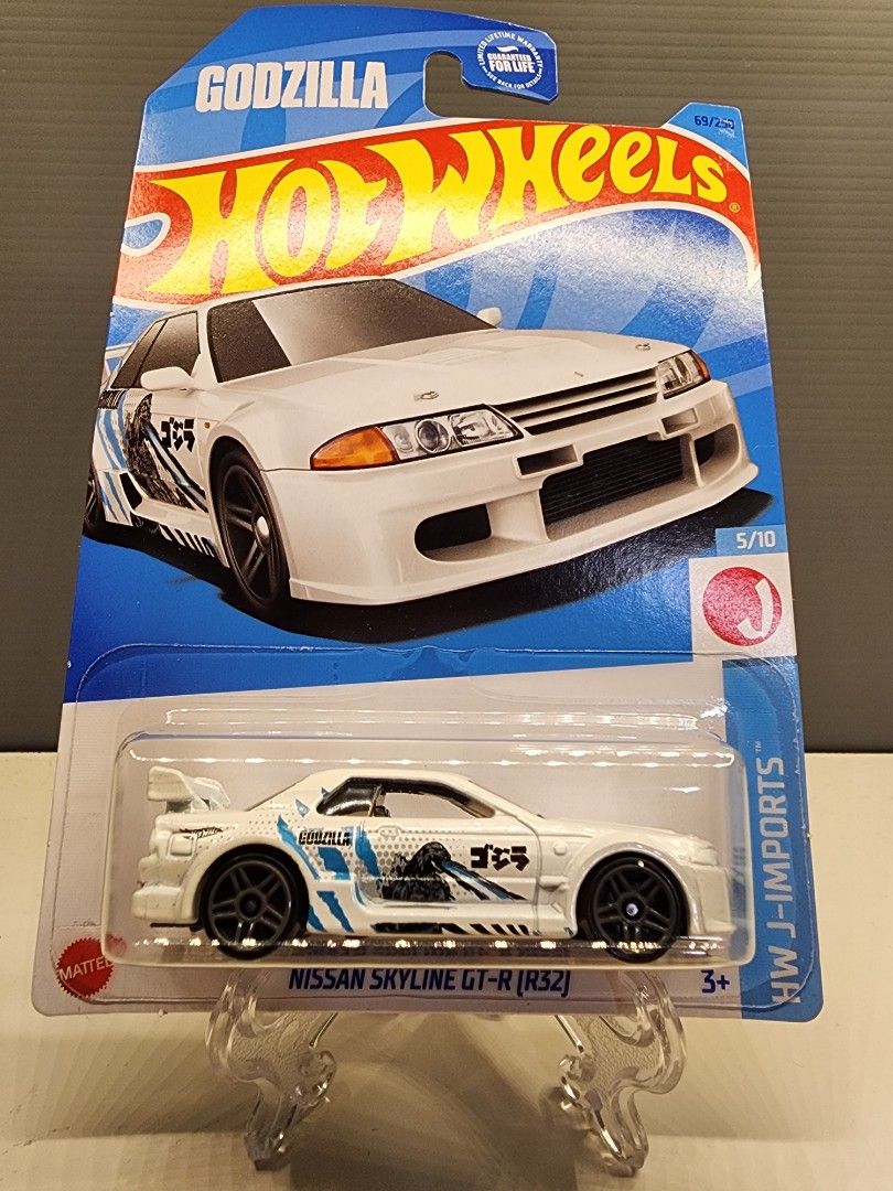 Hot Wheels Color Shifter Nissan Skyline GT-R (R32) Die Cast Car main image 0