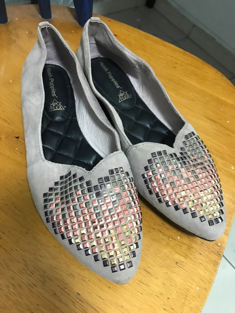 Hushpuppy flats store