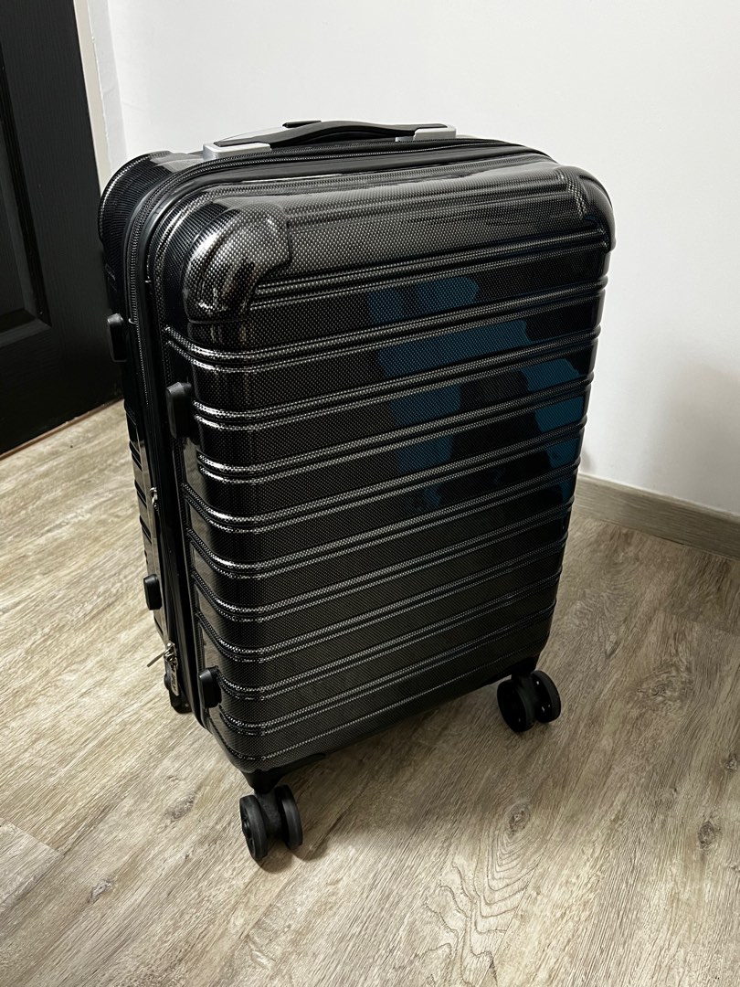 iFly carry on suitcase, Hobbies & Toys, Travel, Luggage on Carousell