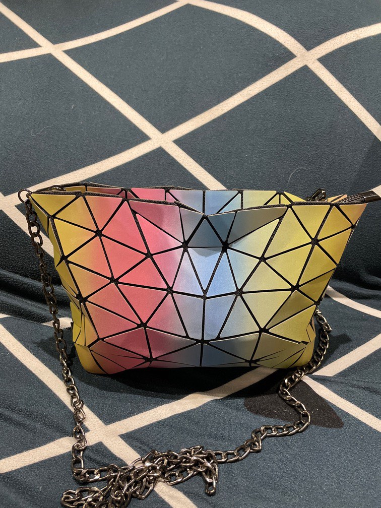 Bao bao sling bag hot sale