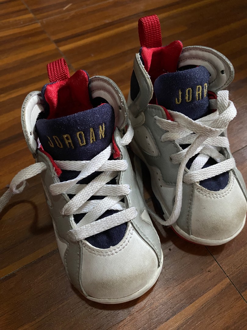 Infant jordan shoes shop size 1c