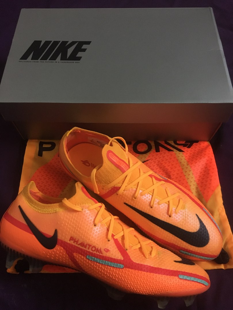 kasut bola nike phantom