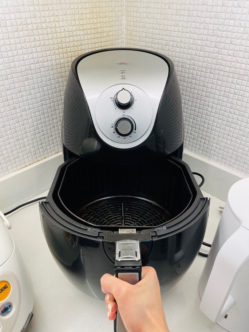 Kyowa Airfryer 7.7 liters, TV & Home Appliances, Kitchen Appliances, Fryers on Carousell