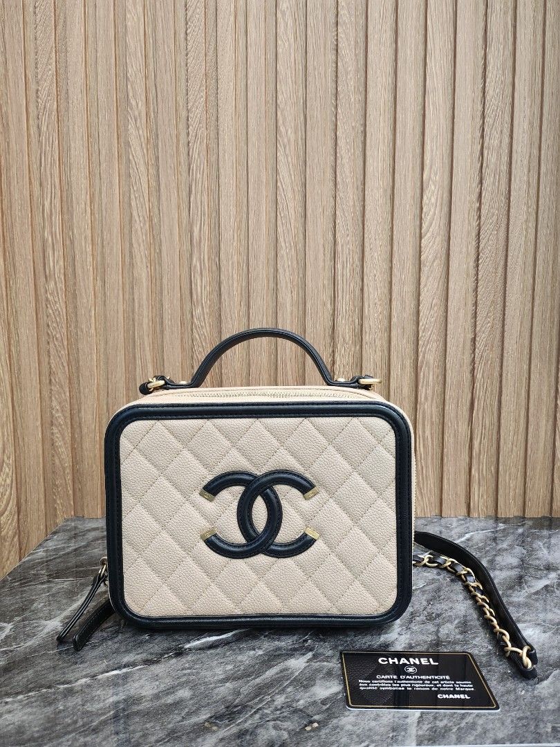 Like New* Chanel Filigree Vanity Black and Begie Caviar Leather with GHW,  Luxury, Bags & Wallets on Carousell