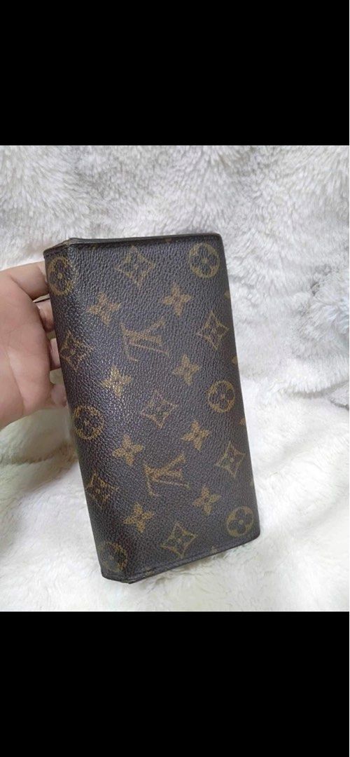 Louis Vuitton Neo Porte Cartes, Luxury, Bags & Wallets on Carousell