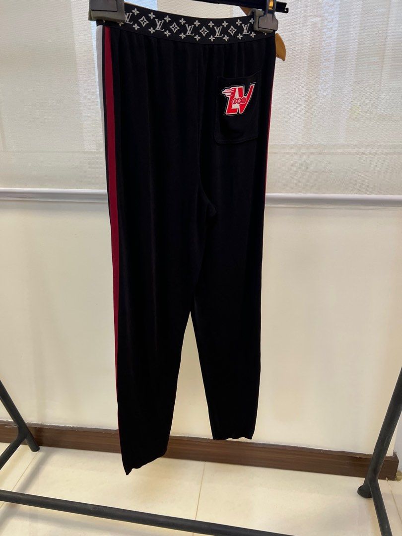 Louis Vuitton Pants (Category: Luxury Apparel) located in Manila. Submitted by az.purse (Listing ID 1240326085, Image 2). Description: .