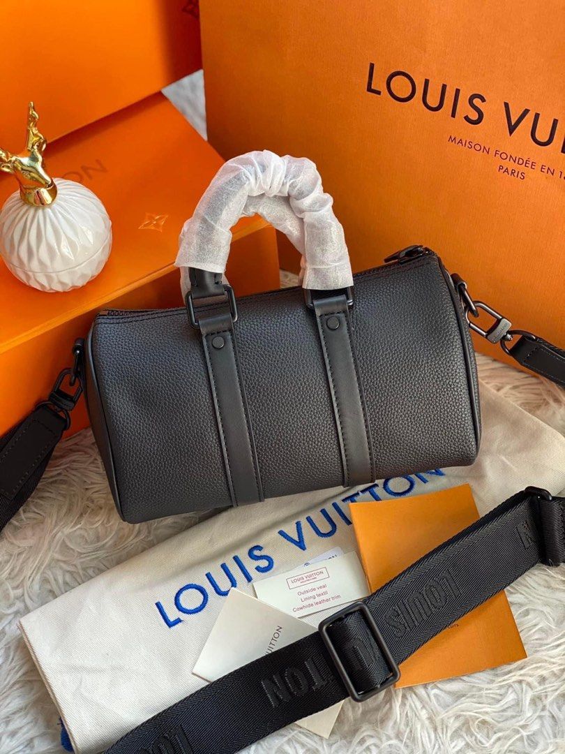 Louis Vuitton // Black Aerogram Keepall XS Crossbody Bag – VSP Consignment