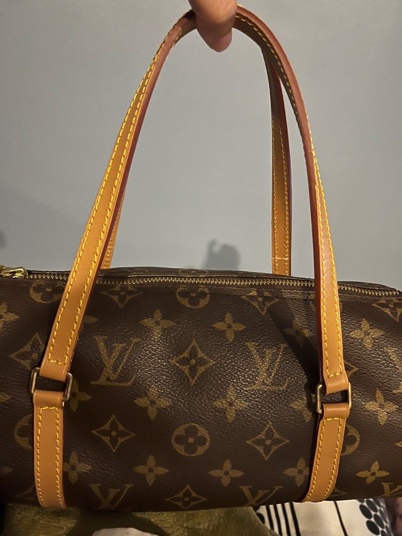 LV monogram Papillon (Category: Luxury Bags & Wallets) located in Davao. Submitted by cecilececile4361 (Listing ID 1240380063, Image 2). Description: .