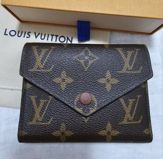 (Category: ) located in . Submitted by m.closet (Listing ID 1240370115, Image 1). Description: .