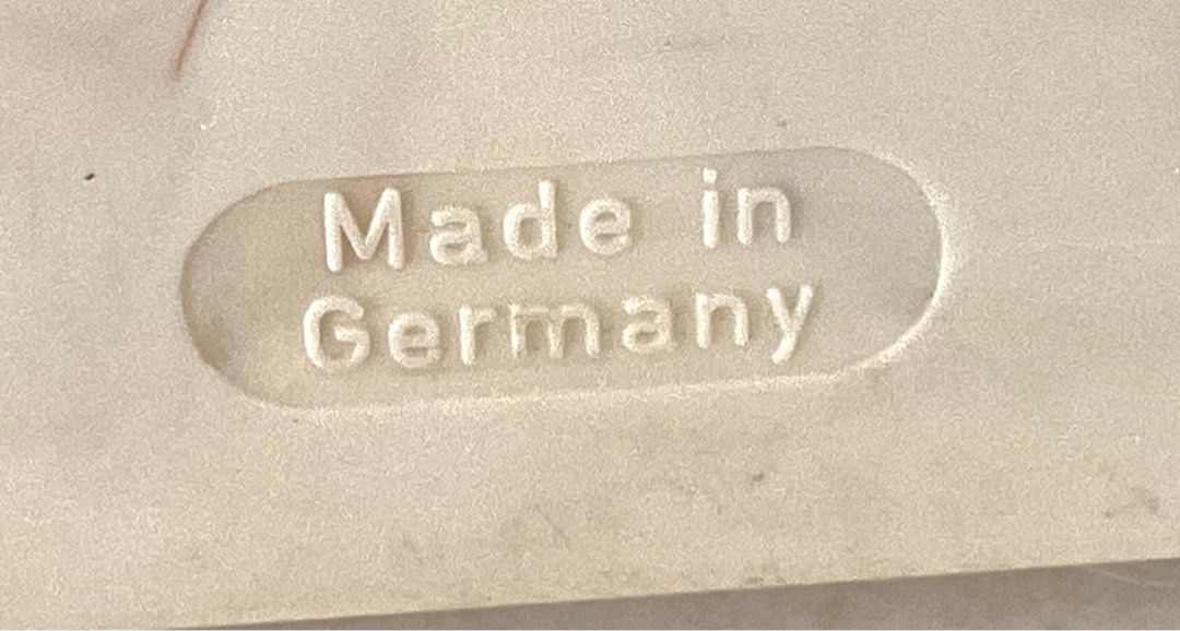 LYRA Watercolor Paint Set, 12 Opaque Colors with Brush, vintage, made