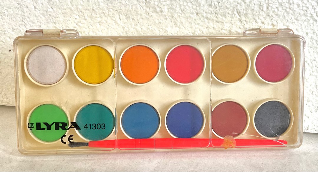 LYRA Watercolor Paint Set, 12 Opaque Colors with Brush, vintage, made